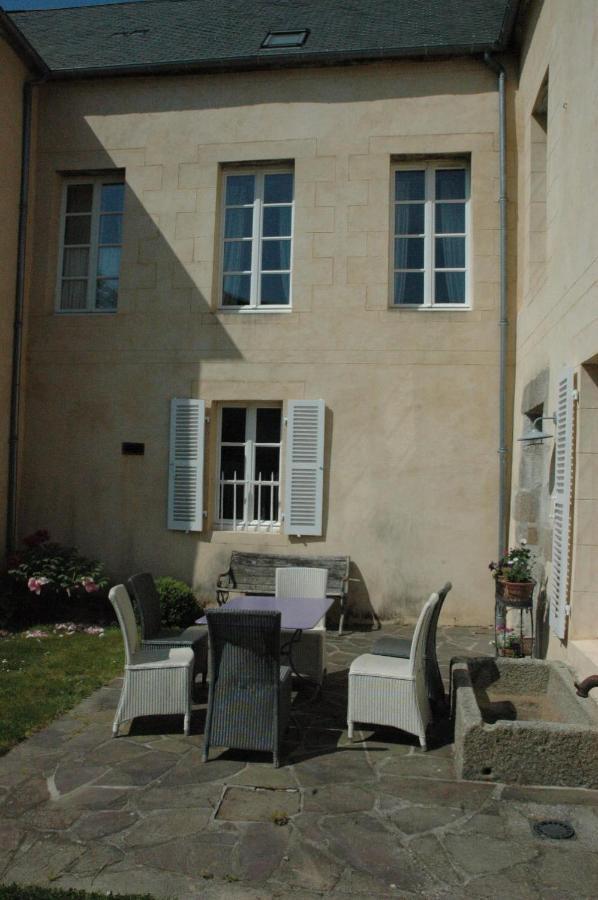 Manoir Du Mesnil De Bas Villa Brehal ภายนอก รูปภาพ